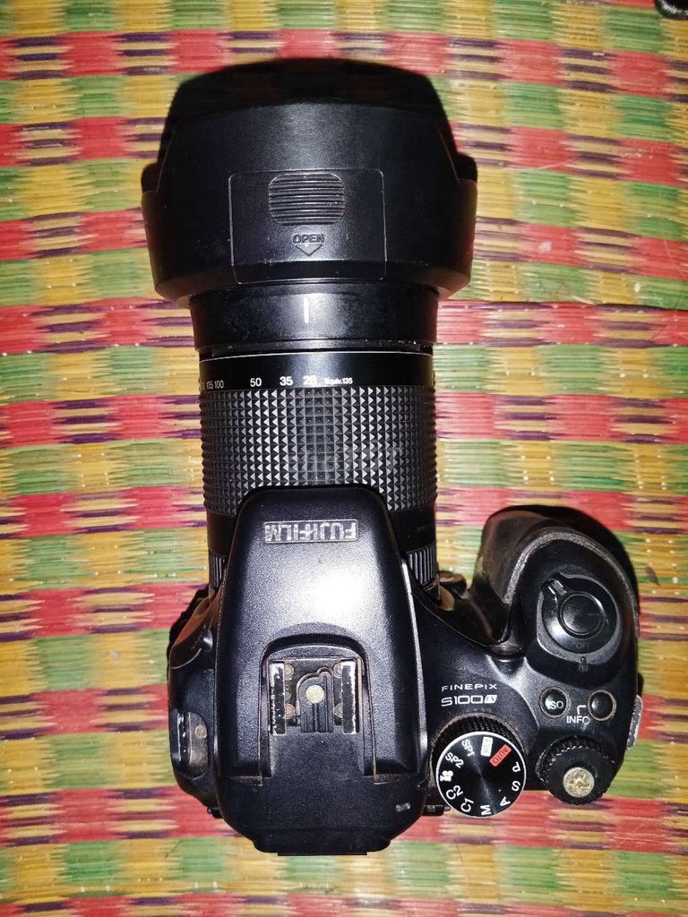 Máy ảnh Fujifilm s100fs Đen Lỗi. Mua bán Máy ảnh, Máy quay tại Huyện Phú Tân Cà Mau được đăng bởi Bùi Văn Nhí  hình 1