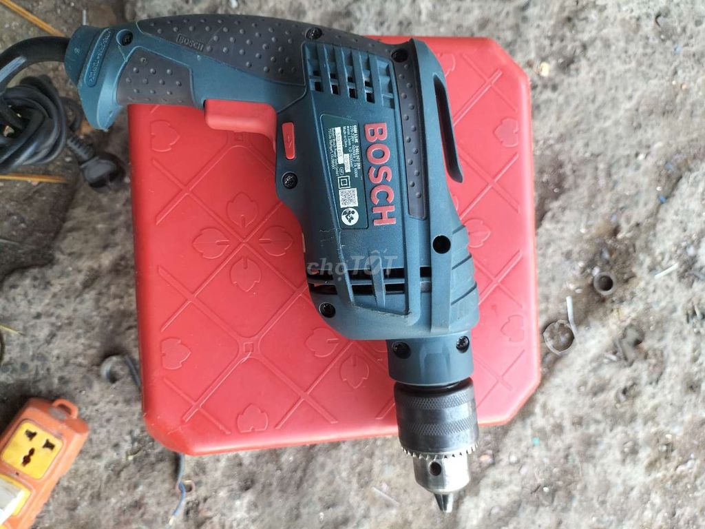 Máy khoan Bosch GBM 13RE. Mua bán Đồ chuyên dụng, Giống nuôi trồng tại Quận 12 Tp Hồ Chí Minh được đăng bởi Dũng Lê hình 1