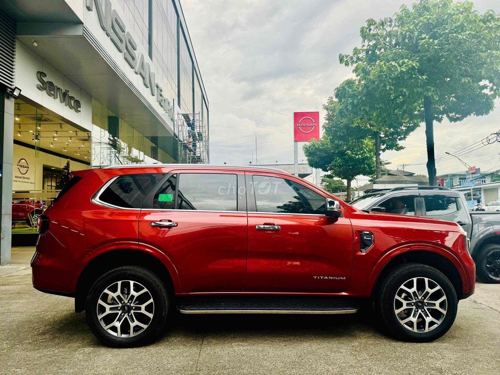 Ford Everest Titanium 4x4 2023 Đỏ Cam Siêu Hiếm. Mua bán Ô tô tại Quận Tân Phú Tp Hồ Chí Minh được đăng bởi BẾN THÀNH FORD XE ĐÃ QUA SỬ DỤNG hình 5
