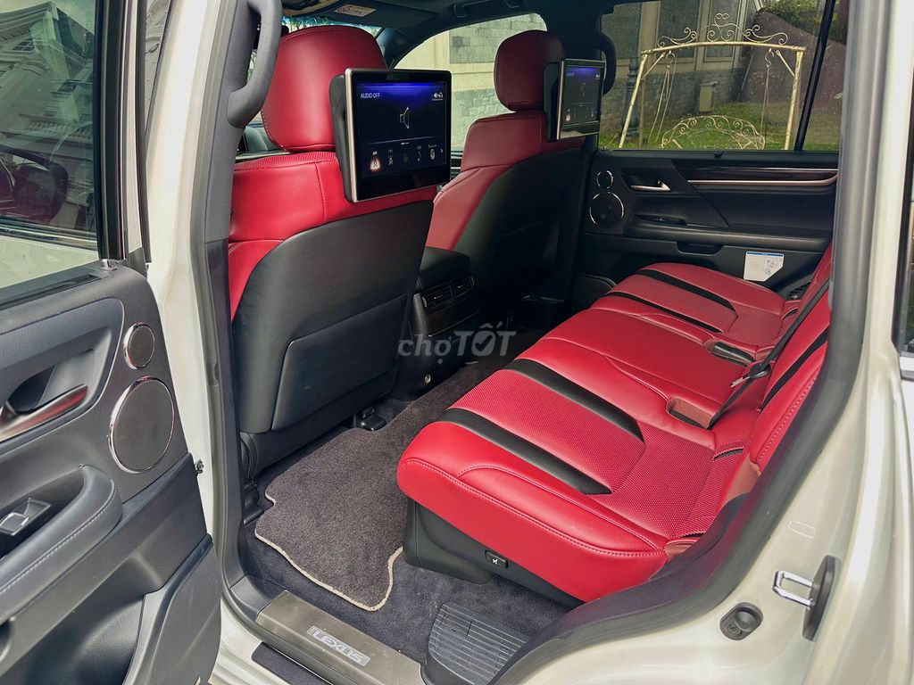 Lexus LX570 2018 - 60789 km. Mua bán Ô tô tại Quận Gò Vấp Tp Hồ Chí Minh được đăng bởi Hải Ô Tô hình 8