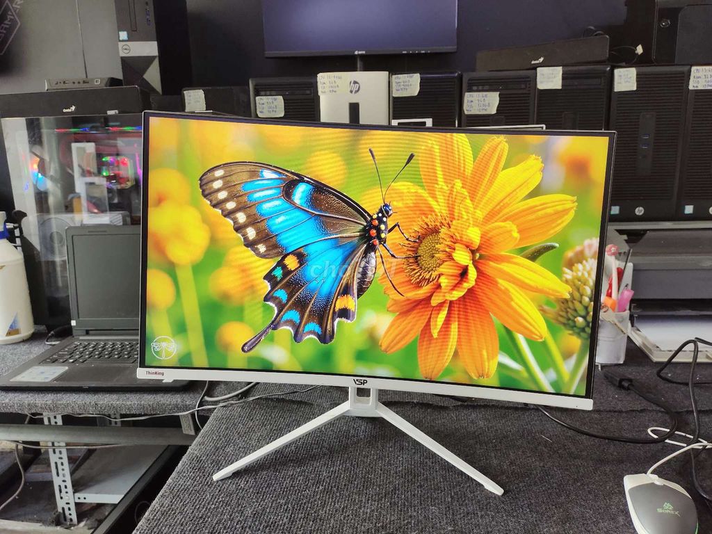 MÀN HÌNH CONG VSP 24INCH MÀN ĐẸP MÀU NÉT. Mua bán Phụ kiện (Màn hình, Chuột...) tại Quận Gò Vấp Tp Hồ Chí Minh được đăng bởi ngọc trang hình 1