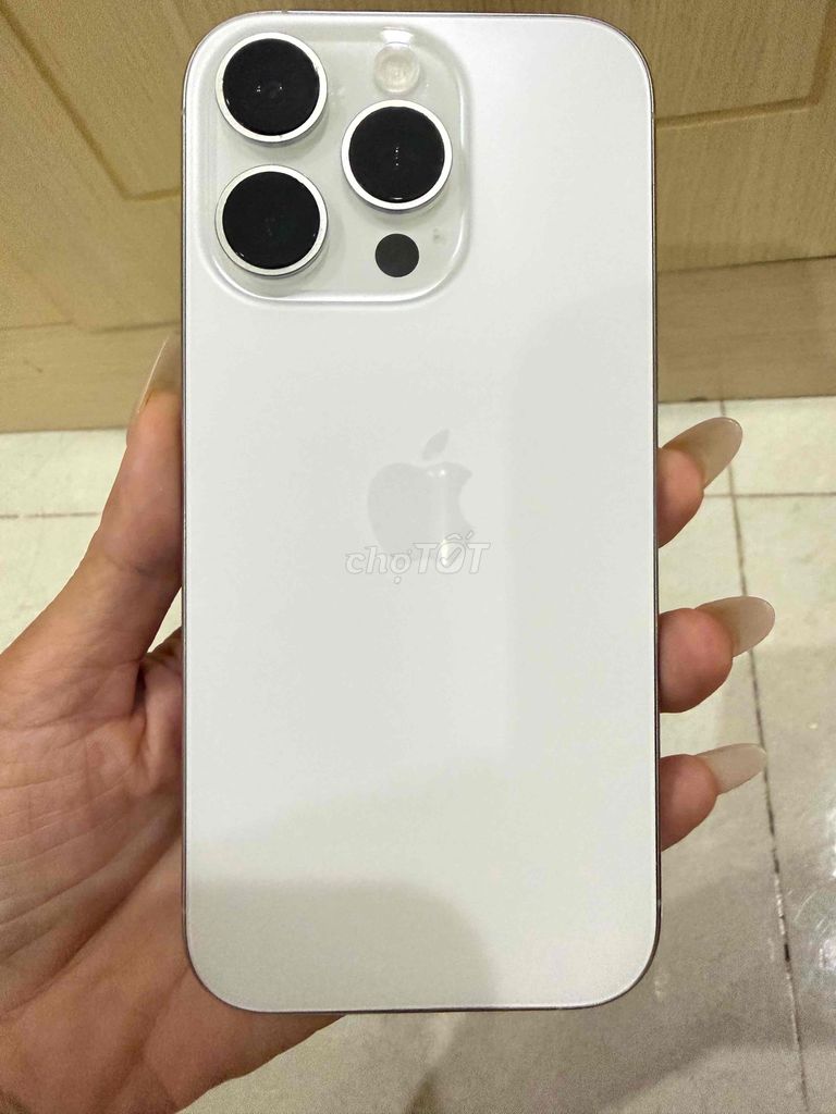 iPhone 16 Pro 128GB Trắng VN/A. Mua bán Điện thoại tại Quận Hải Châu Đà Nẵng được đăng bởi Tina Nguyen hình 1