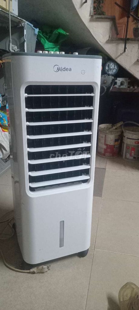 Quạt hơi nước Midea Trắng Mini. Mua bán Quạt tại Quận Liên Chiểu Đà Nẵng được đăng bởi Le hình 1