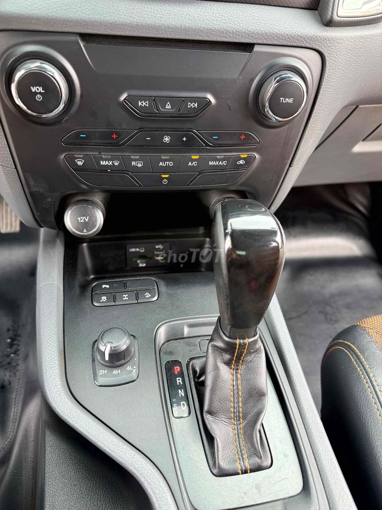 Ford Ranger  Wildtrak 3.2 4x4 AT 2016. Mua bán Ô tô tại Quận Long Biên Hà Nội được đăng bởi Tạ Dũng hình 16