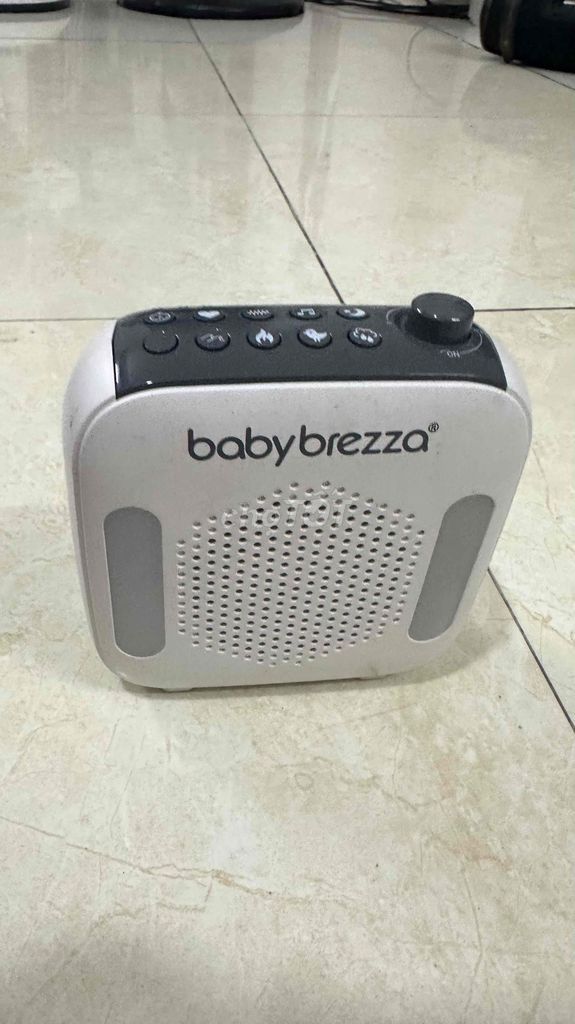Máy tạo tiếng ồn trắng Baby Brezza. Mua bán Mẹ và bé tại Quận 12 Tp Hồ Chí Minh được đăng bởi Thanh hình 1