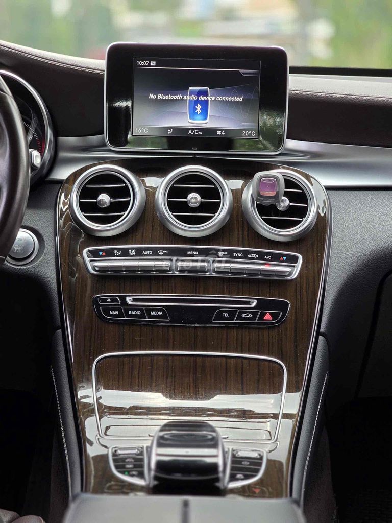 Mercedes Benz GLC 2019 200 - 74000 km. Mua bán Ô tô tại Quận Bình Tân Tp Hồ Chí Minh được đăng bởi Huỳnh Thiên Bảo hình 12