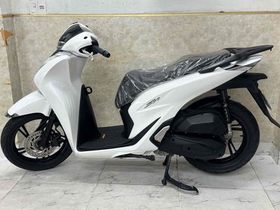 SH 150 ABS màu trắngmới keng đời 2020 .43F1-489.57. Mua bán Xe máy tại Quận Sơn Trà Đà Nẵng được đăng bởi Minh Dũng bán trả góp 136 vân đồn 