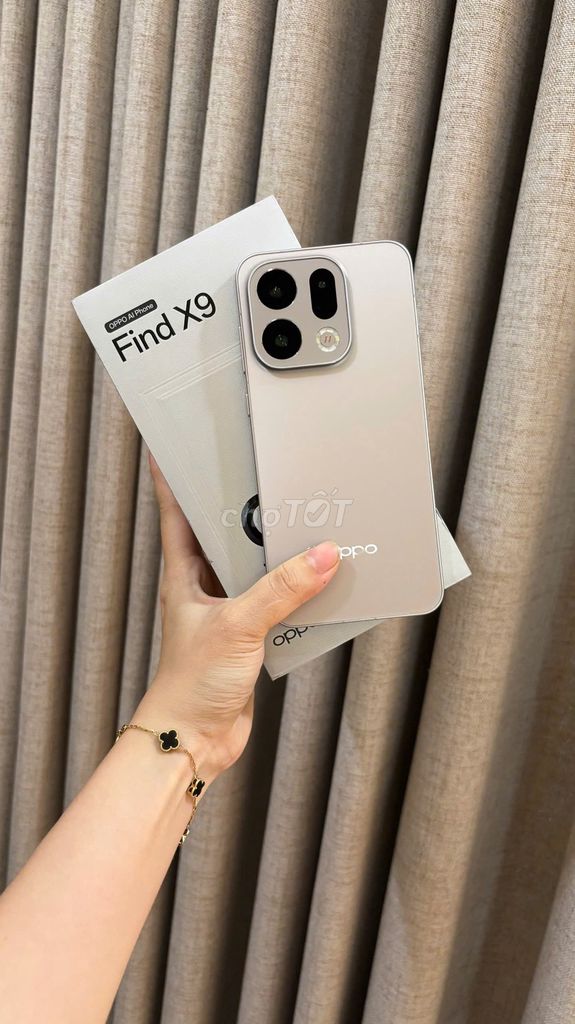 Oppo Find X9 Xám 16.256Gb Xách tay. Mua bán Điện thoại tại Quận Tân Bình Tp Hồ Chí Minh được đăng bởi Đỗ đình cư hình 1