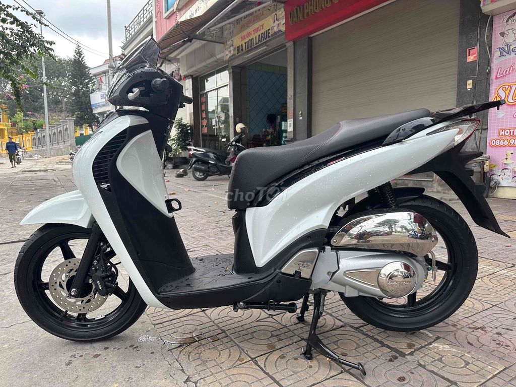 xe máy. Mua bán Xe máy tại Thành phố Cẩm Phả Quảng Ninh được đăng bởi Việt Thắng hình 7