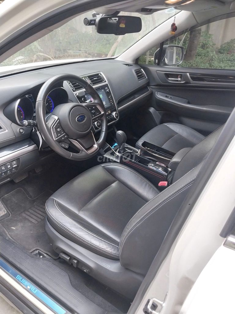 Subaru Outback 2018  - 70000 km. Mua bán Ô tô tại Thành phố Thủ Đức Tp Hồ Chí Minh được đăng bởi hung Phan hình 4