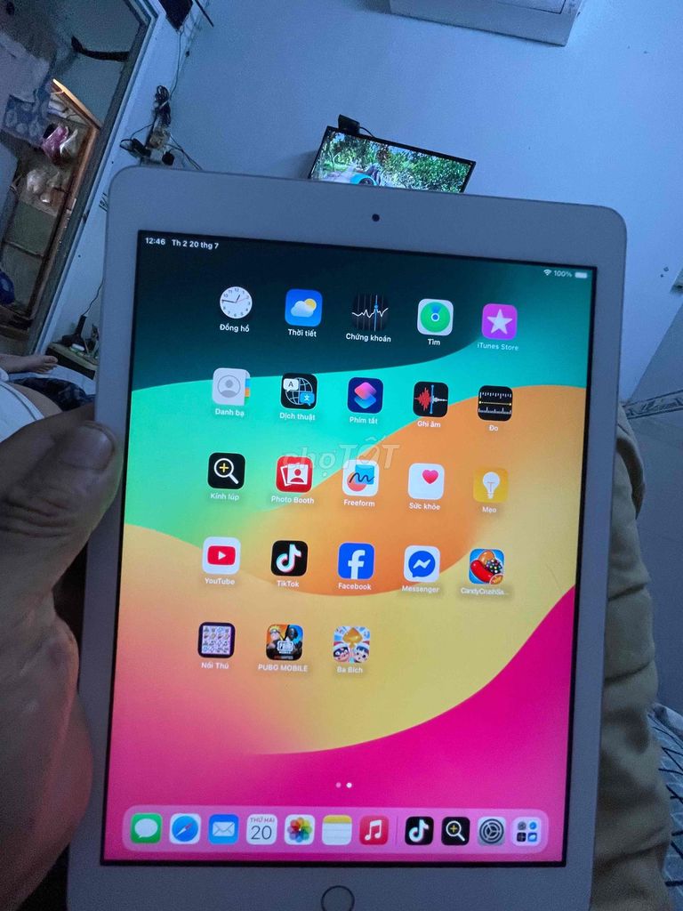 Apple iPad Gen 6 32GB Bạc. Mua bán Máy tính bảng tại Thành phố Vũng Tàu Bà Rịa - Vũng Tàu được đăng bởi Mạnh hình 1