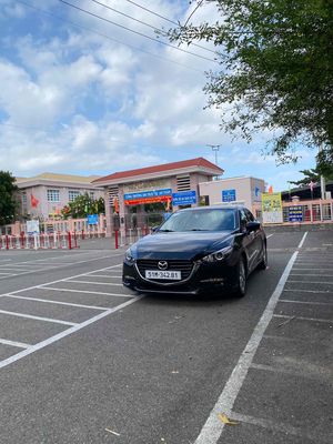 Mazda 3 2019 Luxury Đen