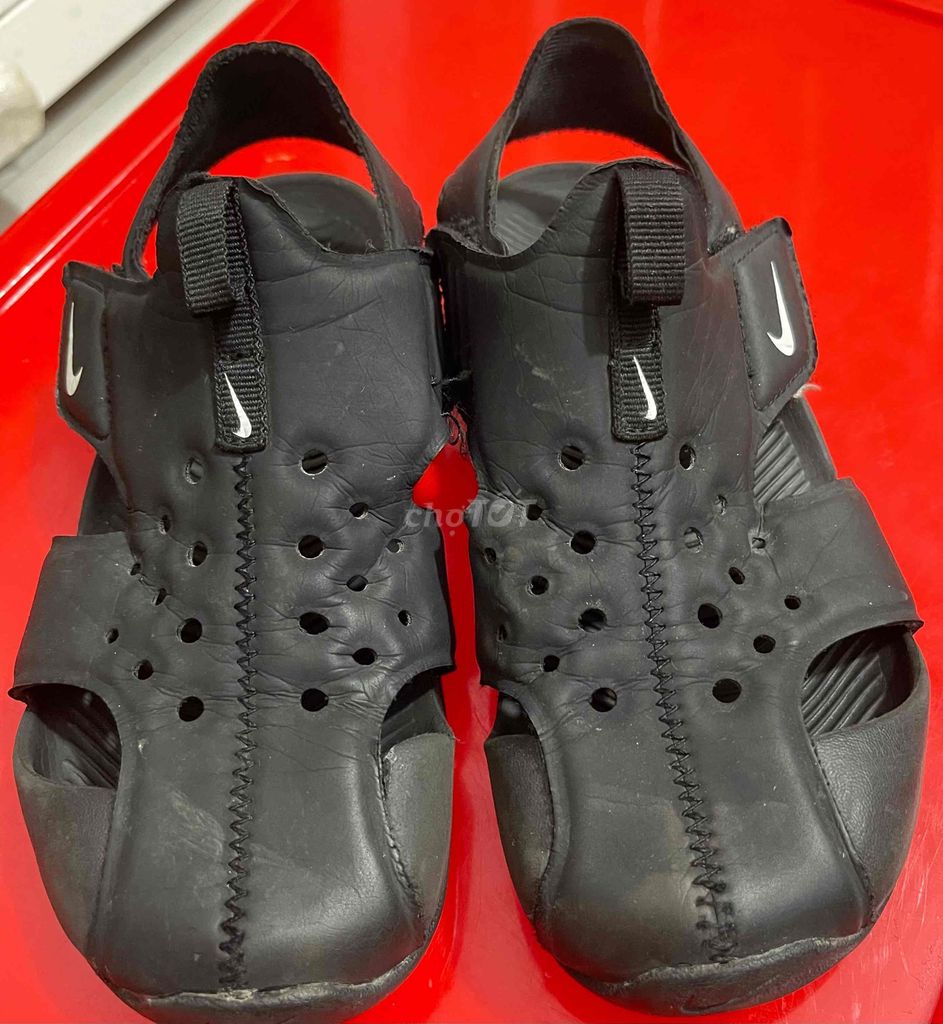 Sandal auth cho bé Nike Sunray Protect Đen EU 31. Mua bán Mẹ và bé tại Quận 10 Tp Hồ Chí Minh được đăng bởi Góc pass đồ auth hình 1