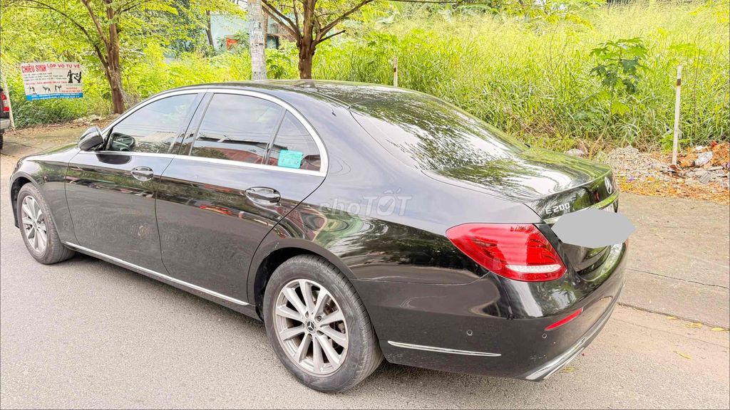 Mercedes Benz E Class 2019 E200 - 119000 km. Mua bán Ô tô tại Quận 12 Tp Hồ Chí Minh được đăng bởi Lê Trung Chính hình 1