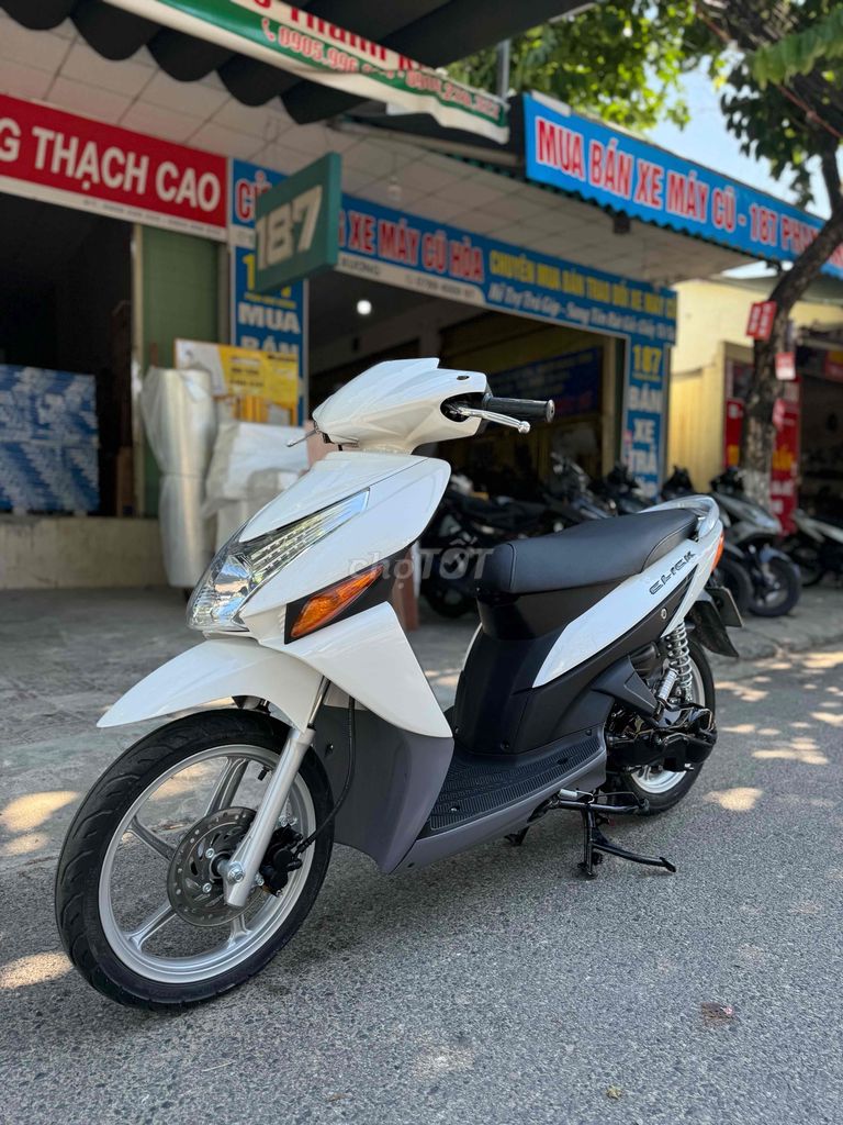 Honda Click 2011 B.số 92 cực đẹp. có trả góp