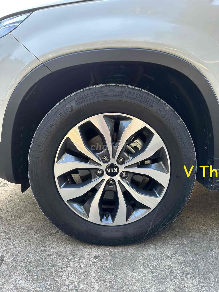 Kia Sorento 2018 2WD 2.4 GAT - 39000 km. Mua bán Ô tô tại Thành phố Bến Tre Bến Tre được đăng bởi Camera Men hình 4