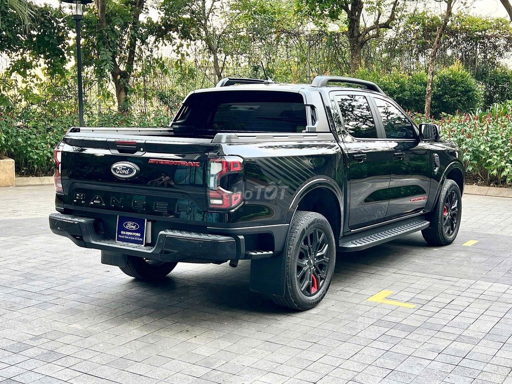 Ford Ranger Stormtrak 2025 Đen 16.000 km. Mua bán Ô tô tại Quận 12 Tp Hồ Chí Minh được đăng bởi Như Quỳnh Ford hình 4