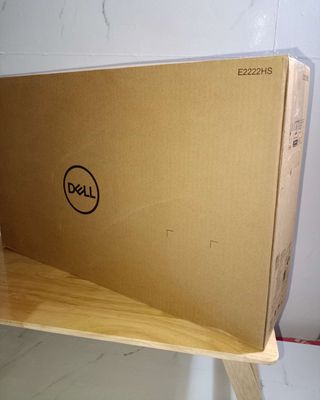 LCD 22" full HD hiệu Dell mỹ box mới 100% BH 3 năm