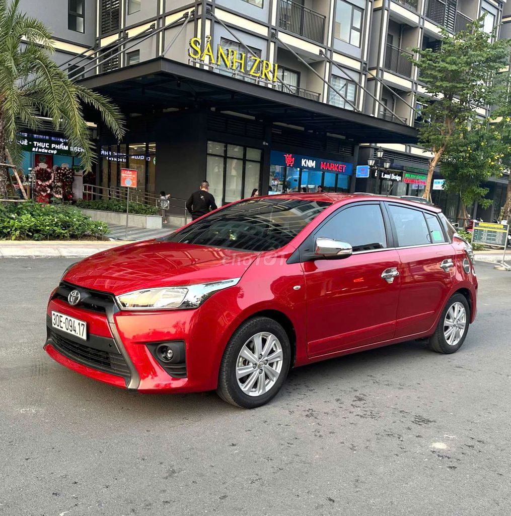 Toyota Yaris 1.5 bản E màu Đỏ. Mua bán Ô tô tại Quận Long Biên Hà Nội được đăng bởi Ngô hùng hình 4