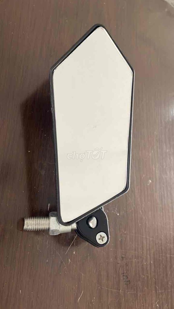 Thanh lý gương xe máy còn mới, chưa sử dụng. Mua bán Phụ tùng xe tại Quận Hoàng Mai Hà Nội được đăng bởi Quang Nguyễn hình 1