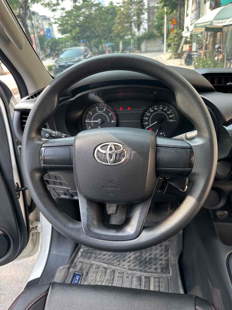 Toyota Hilux 2020 2.4L 4x2 MT - 96836 km. Mua bán Ô tô tại Quận Hà Đông Hà Nội được đăng bởi TIẾN QUÂN CAR hình 9
