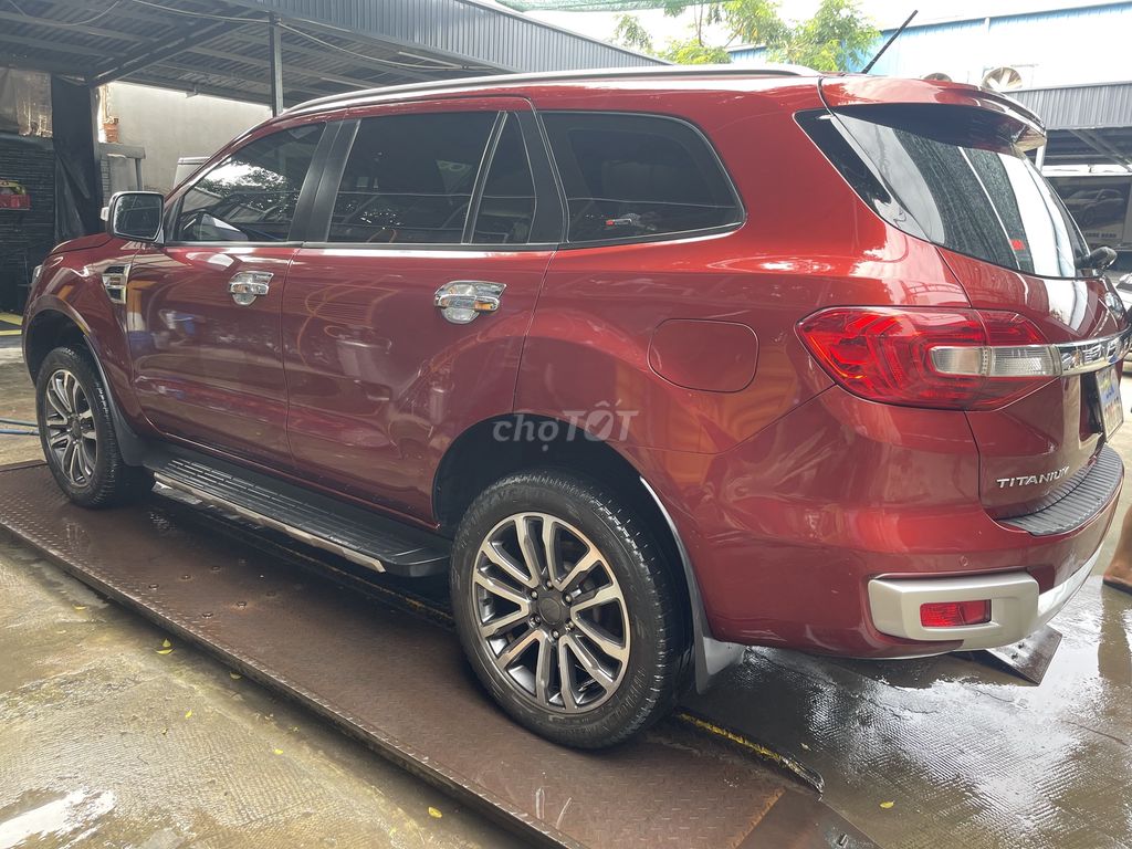 EVEREST TITANIUM Đỏ Bordeaux Nhập Thái 2021. Mua bán Ô tô tại Huyện Hóc Môn Tp Hồ Chí Minh được đăng bởi Song Hành hình 5