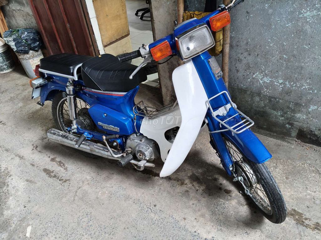 Cần bán cúp 70 cc. Mua bán Xe máy tại Huyện Bình Chánh Tp Hồ Chí Minh được đăng bởi Thái Minh Dương  hình 1