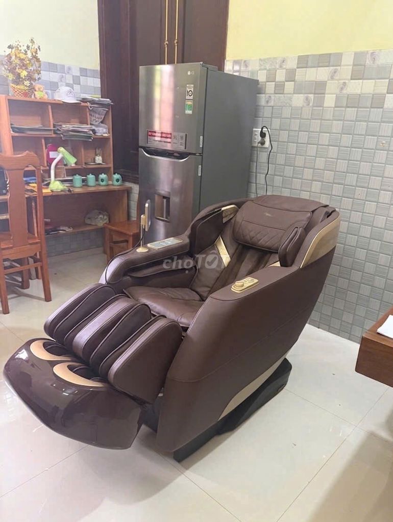 Ghế massage SONIC68 Nhật Bản Nâu. Mua bán Bàn ghế tại Thành phố Phan Thiết Bình Thuận được đăng bởi Nguyễn Thị Tường Vy  hình 1