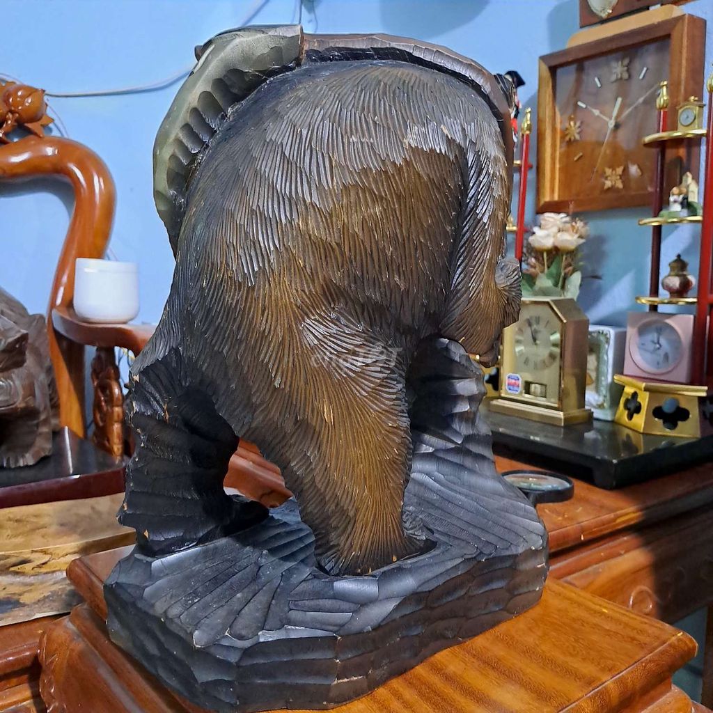 Tượng gấu gỗ