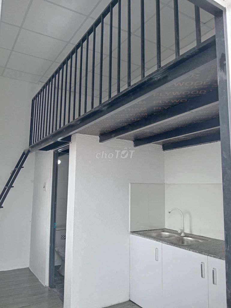 Room with mezzanine and A/C near the universities — photo 3