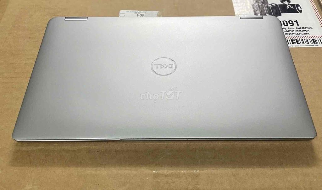 Laptop doanh nhân, xoay gập màn cảm ứng mượt