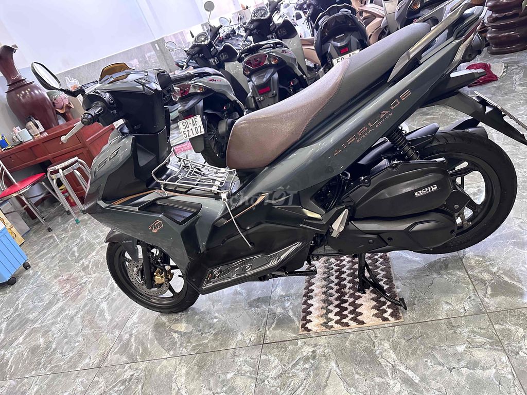 Хонда АБ 150 2022 Серая 18000 км