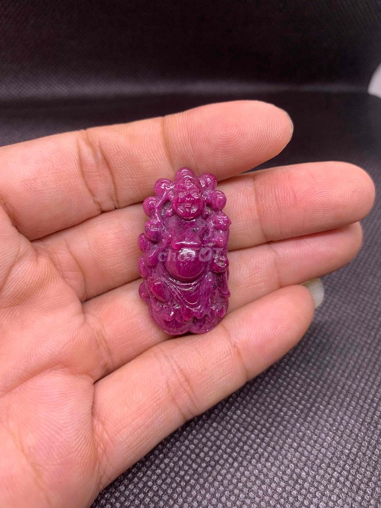 mặt dây chuyền di lặc ruby thiên nhiên