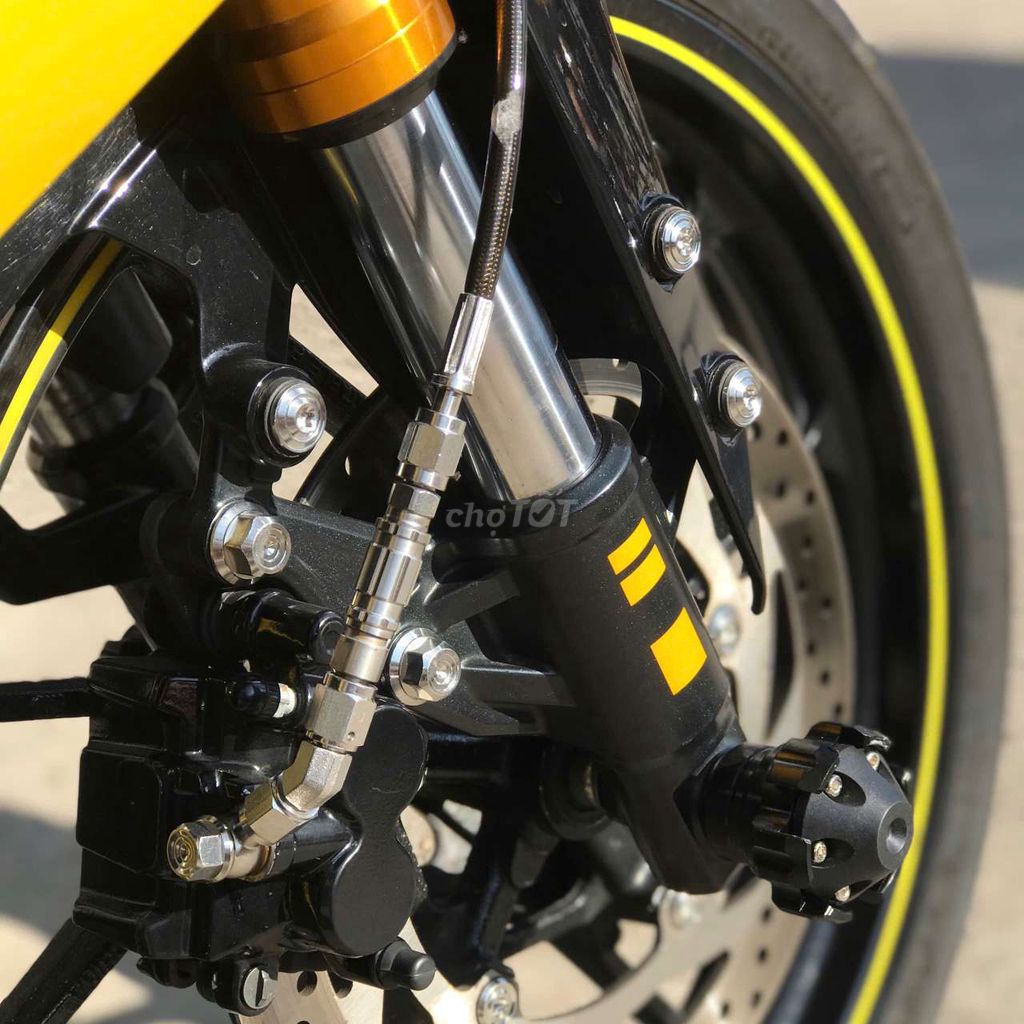 R15 máy zin ít đồ chơi. Mua bán Xe máy tại Huyện Tân Thạnh Long An được đăng bởi Nam mún bán R15V3 hình 4