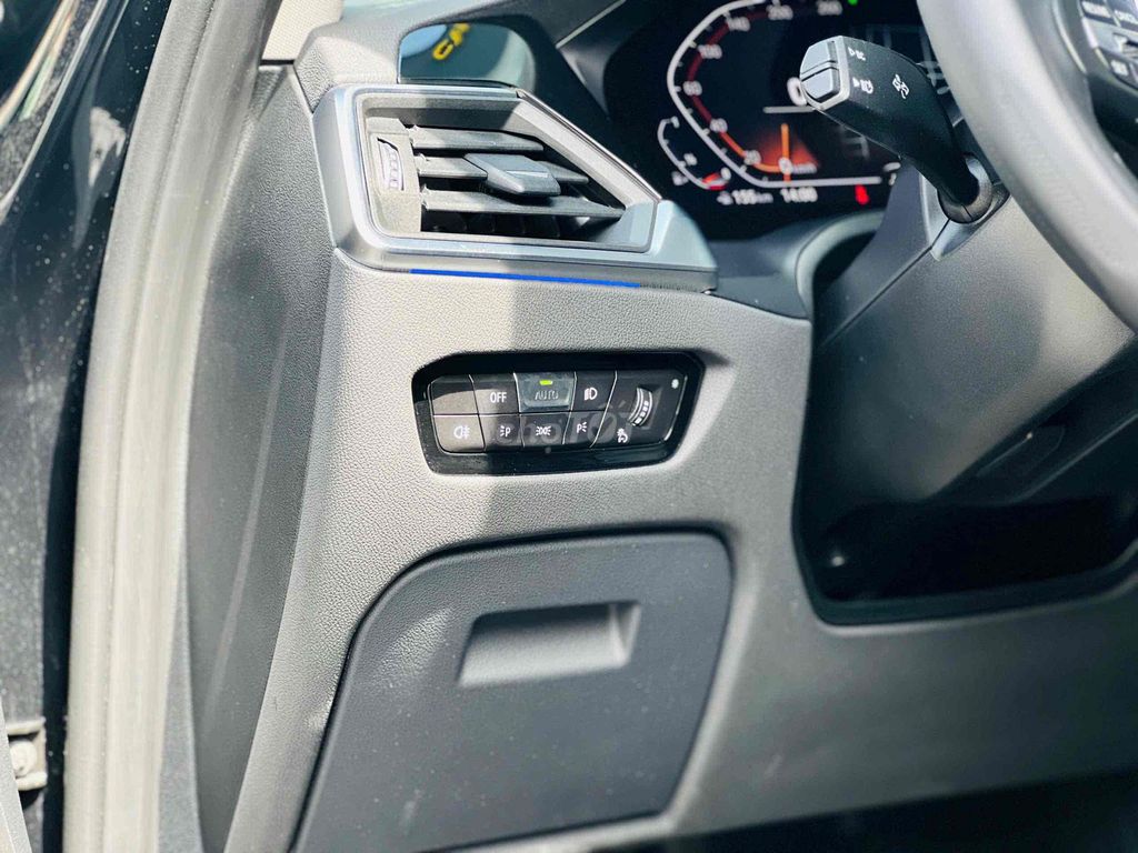 BMW 320i Sport Line Model 2022 siêu lướt 23.000km. Mua bán Ô tô tại Quận 8 Tp Hồ Chí Minh được đăng bởi Hồng Phúc hình 17