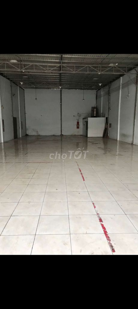 KHO,XƯỞNG SX 240M² Y NHƯ HÌNH. Đ XE LỚN GẦN EON TÂN PHÚ