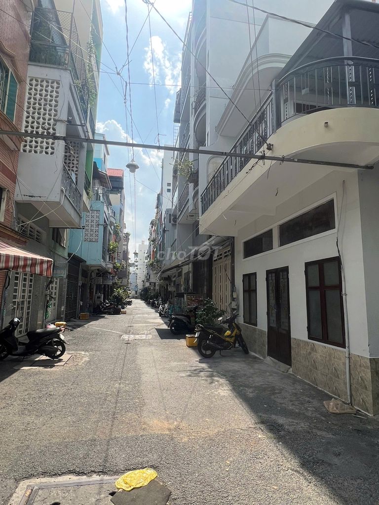 Bán nhà HXH Lê Văn Sỹ 2 mặt tiền ngang 6m cực hiếm. Mua bán nhà ở tại Quận 3 Tp Hồ Chí Minh được đăng bởi duong quang hình 1