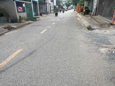 Bán nhà ấp 4 đông thạnh 1 trệt 1 lầu hẻm 4m