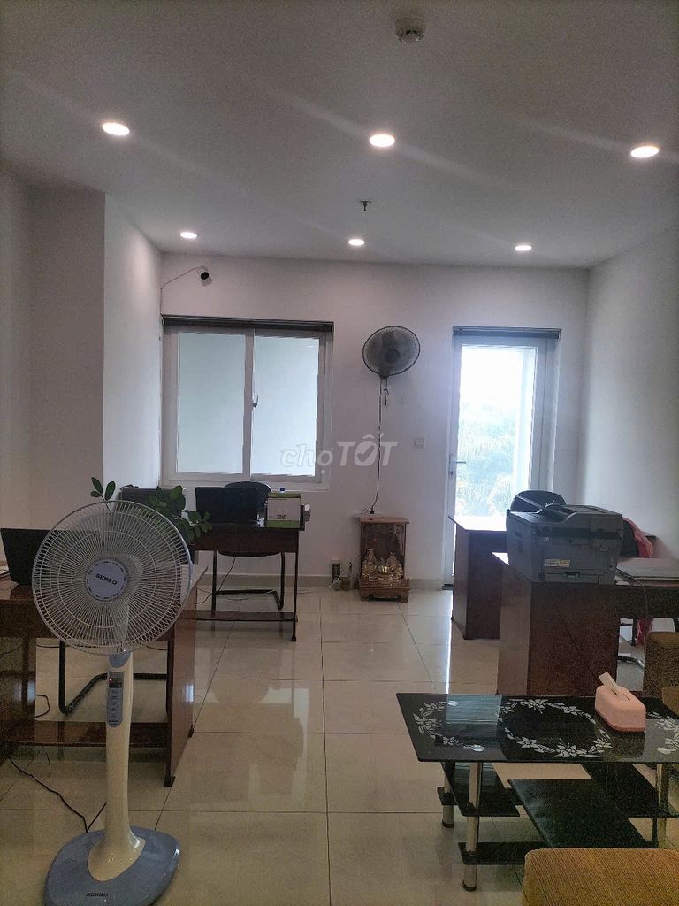 Bán Officetel Mia dt 34m2, 1 WC, view đường 9A giá 2 tỷ.