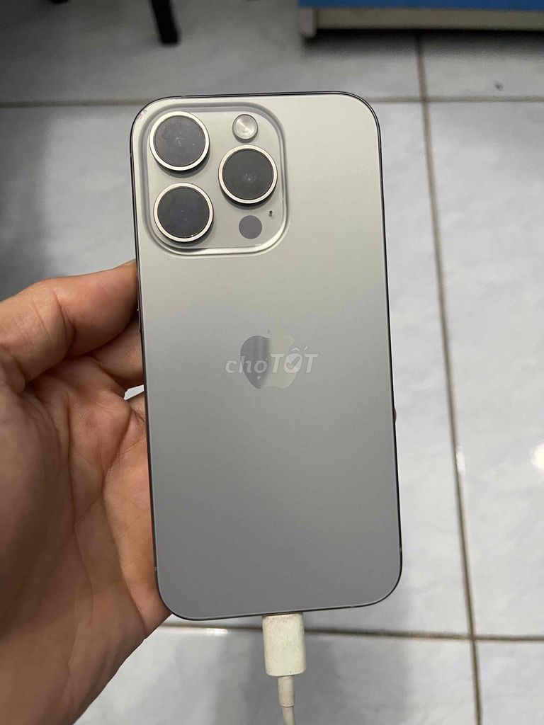 15 pro khay sim. Mua bán Điện thoại tại Thành phố Bắc Ninh Bắc Ninh được đăng bởi Ngyễn Qyến hình 1