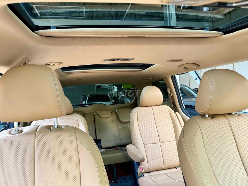 Kia Sedona 2019 Dầu Trắng 7 chỗ. Mua bán Ô tô tại Thành phố Biên Hòa Đồng Nai được đăng bởi Peacemaker hình 10