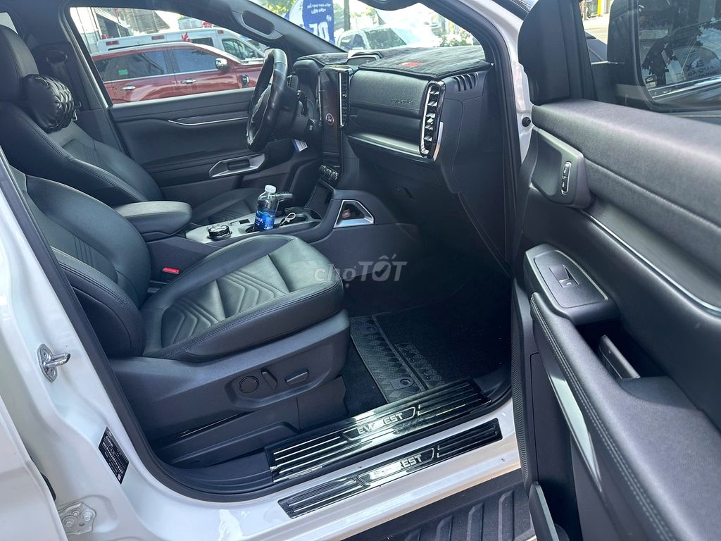 Ford Everest 2024 Titanium+ 2.0 AT 4x4 - 19000 km. Mua bán Ô tô tại Quận Tân Phú Tp Hồ Chí Minh được đăng bởi FORD Bến Thành Xe Đã Qua Sử Dụng hình 7