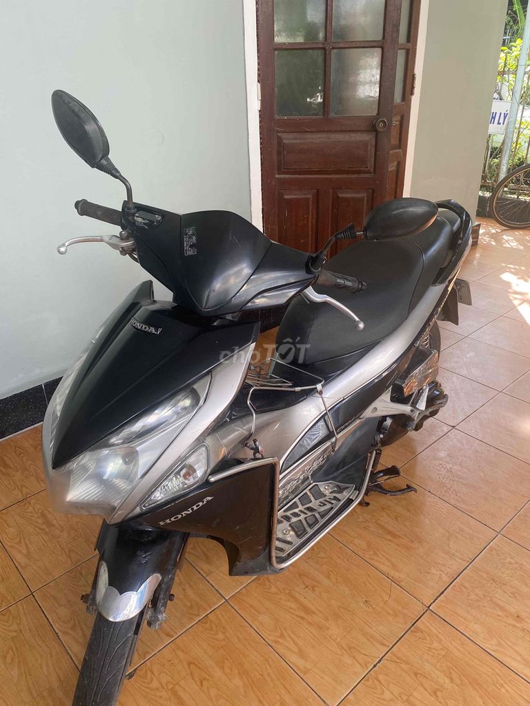 bán xe airblade máy êm. Mua bán Xe máy tại Thành phố Huế Thừa Thiên Huế được đăng bởi Thúc Thiện hình 3