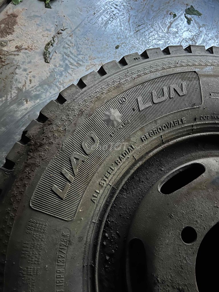 lốp 825-16 lướt. Mua bán Phụ tùng xe tại Huyện Chợ Mới An Giang được đăng bởi Nguyễn Thành Lợi hình 1