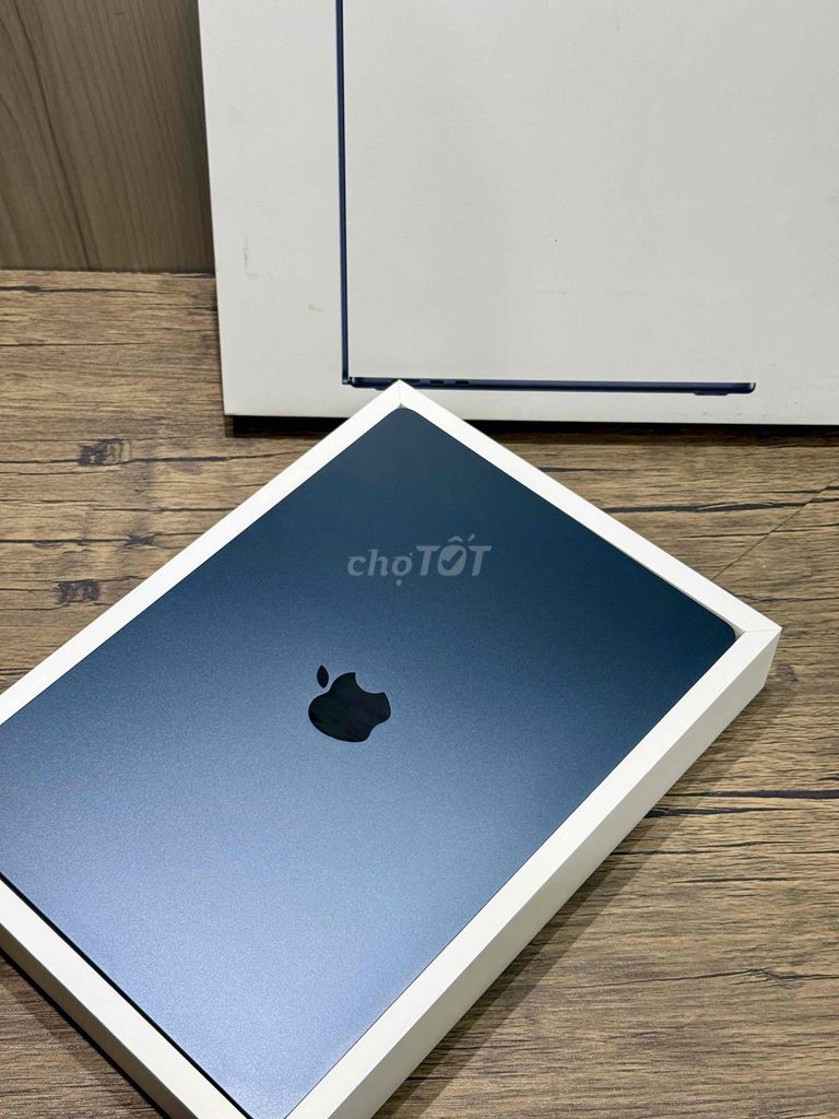 Macbook Air 15" M5 24GB/512GB Openbox sạc 5L. Mua bán Laptop tại Quận Bình Thạnh Tp Hồ Chí Minh được đăng bởi Lê Khanh hình 1