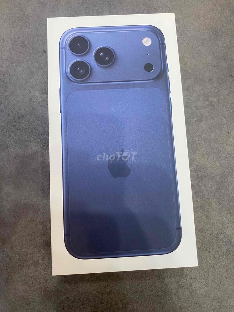 iPhone 17 Pro Max full màu hàng tgdd. Mua bán Điện thoại tại Thành phố Bà Rịa Bà Rịa - Vũng Tàu được đăng bởi Hung  hình 1