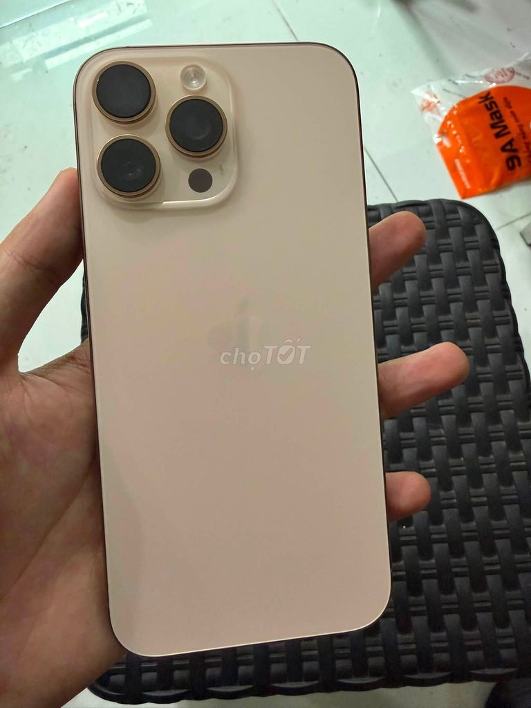 Apple iPhone 16 Pro Max 256GB Mỹ Đã sử dụng. Mua bán Điện thoại tại Thành phố Thủ Đức Tp Hồ Chí Minh được đăng bởi Hội Đồ Điện Tử hình 1