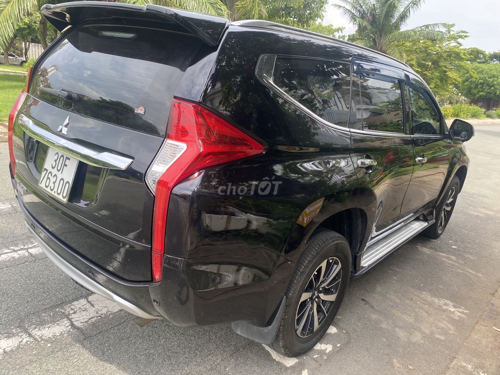 Mitsubishi Pajero Sport 2018 3.0G 4x2 AT Premium. Mua bán Ô tô tại Quận 7 Tp Hồ Chí Minh được đăng bởi quốc phương hình 3