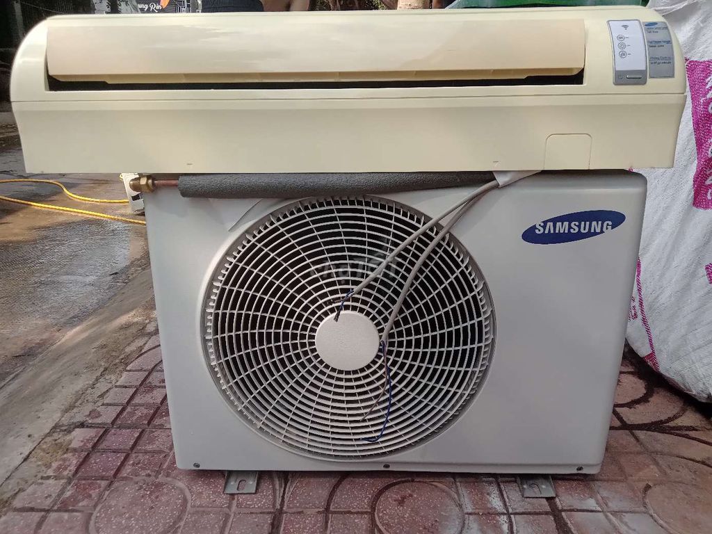 Thanh lý Máy lạnh samsung 1,5hp (ngựa) máy zin