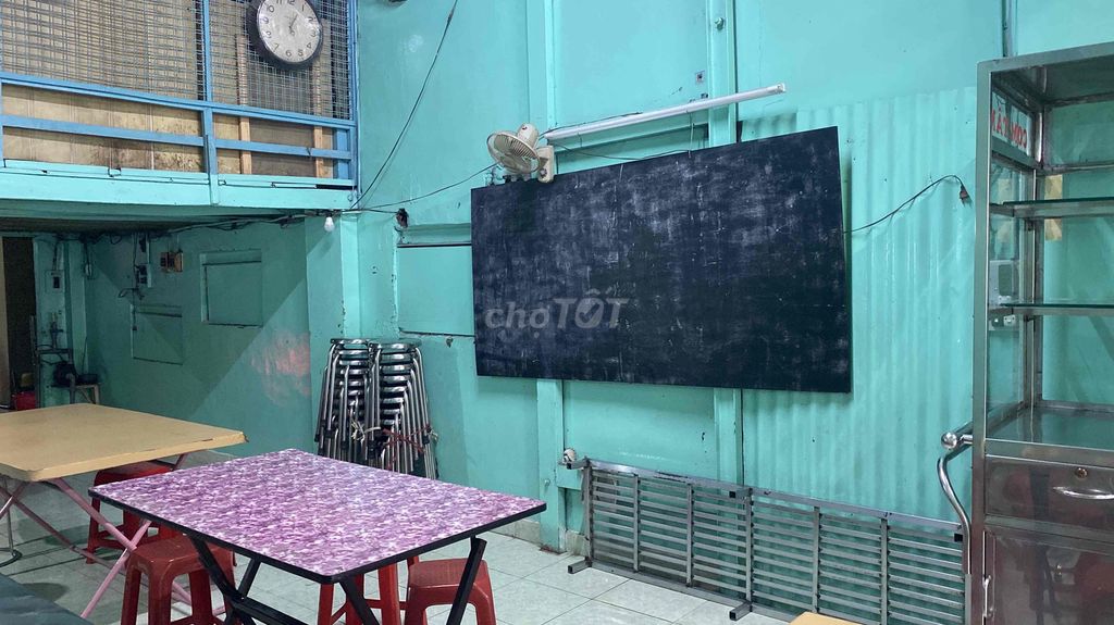 Thanh lý bảng đen gỗ 1m2 Q6 HCM. Mua bán Đồ dùng văn phòng tại Quận 6 Tp Hồ Chí Minh được đăng bởi Nga Pham hình 1